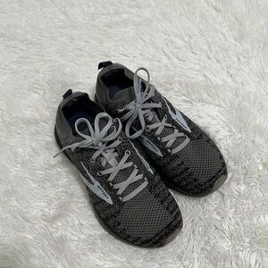 🐨 Brooks Running Shoes